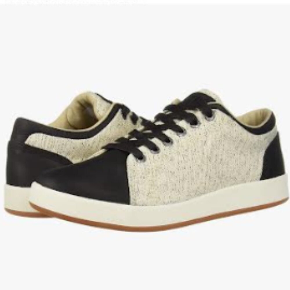 Kodiak‎ Women's Indra Traction Sneakers Size 9 Leather Round Toe Lace Up Black